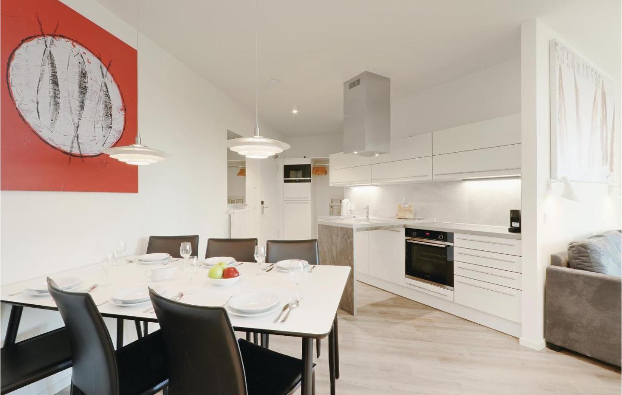 Awesome Apartment In Luebeck Travemuende With Wifi Екстер'єр фото
