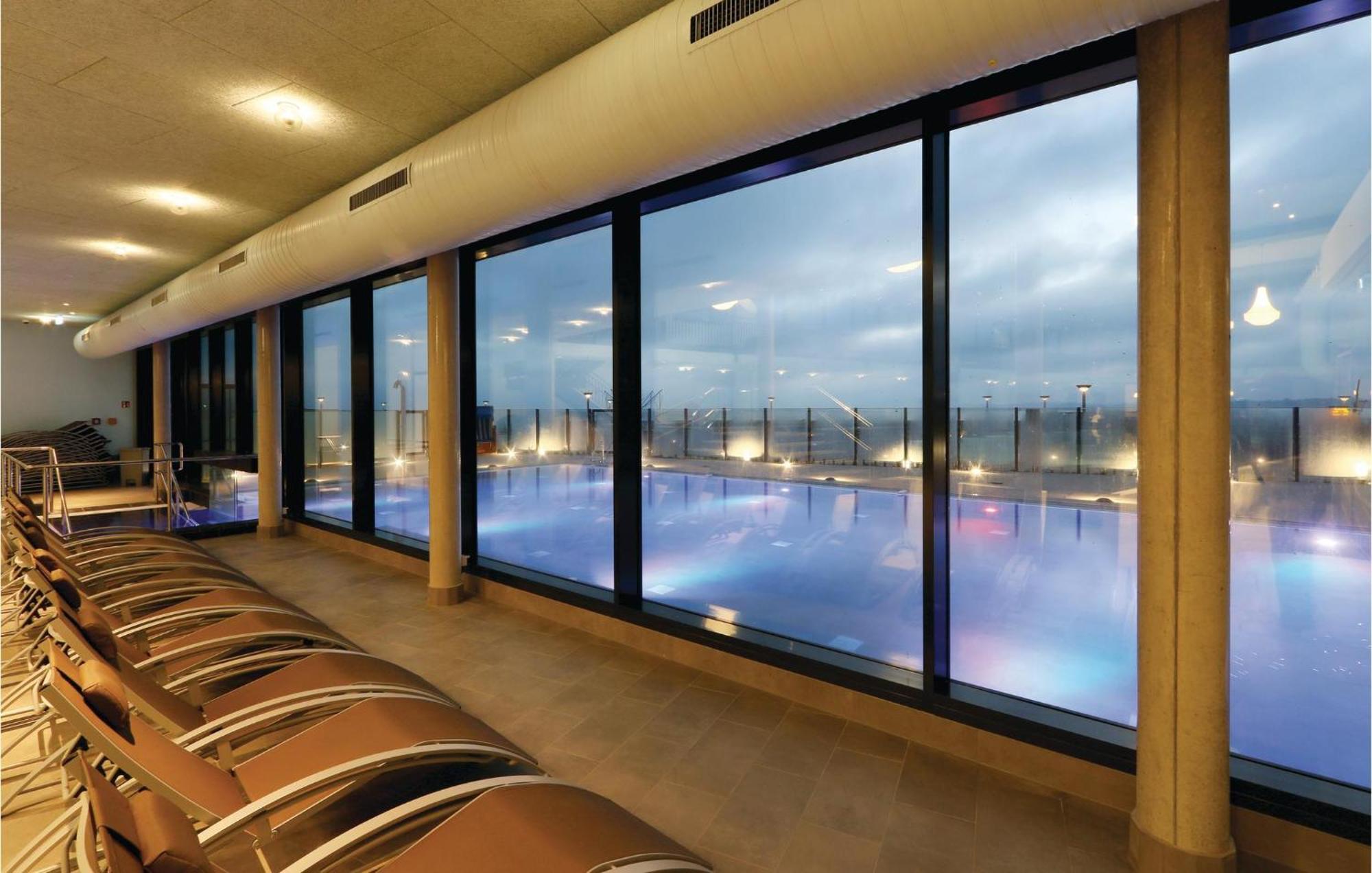Awesome Apartment In Luebeck Travemuende With Wifi Екстер'єр фото