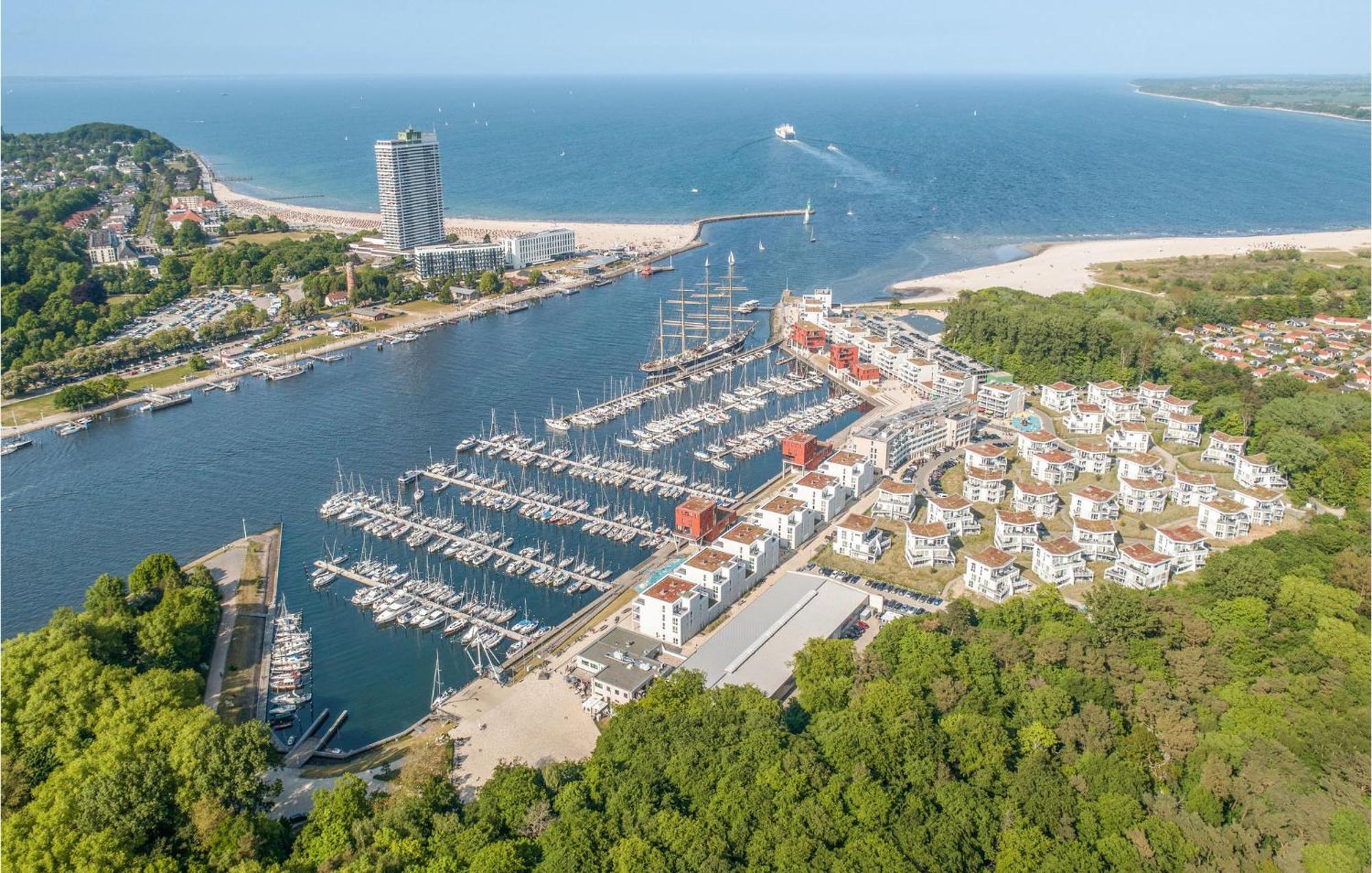 Awesome Apartment In Luebeck Travemuende With Wifi Екстер'єр фото